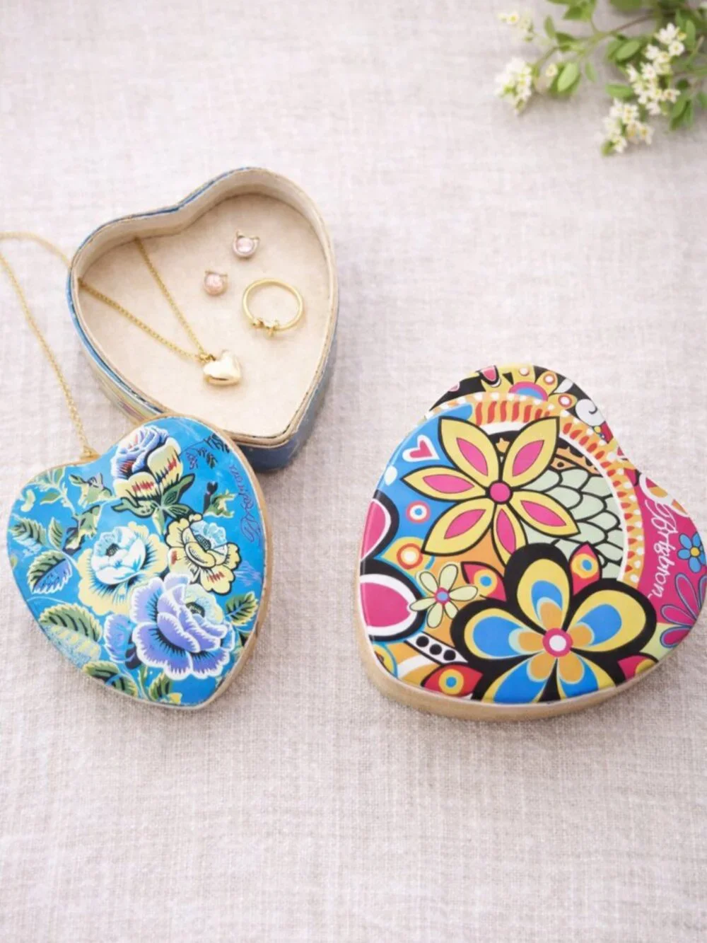 Brighton Heart-Shaped Floral Jewelry Tin Trinket Boxes Set of 2